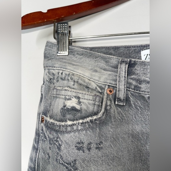 BRAND NEW ZARA Distressed Grey Denim Jeans Size  US 0 UK 32 - Picture 6 of 6
